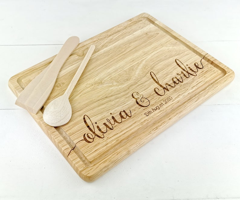 Personalised chopping board for couples Personalised Cutting board Christmas Gift Weddings Engagement Anniversary House Warming image 2