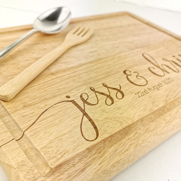 Personalised Name chopping board for couples - Custom Cutting board -  Christmas Gift - Weddings - Engagment - Anniversary - Sustainable