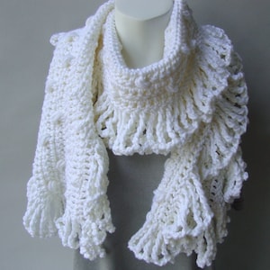 Crochet Merino Wool Scarf, Octopus Scarf, Fringe Scarf, Gift for Her, Mom Gift, Gift for Girls, Best Friend Gift, Available in Blue or White