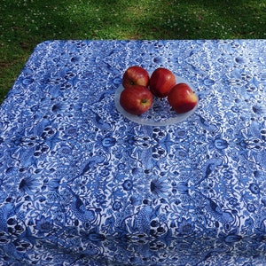 William Morris Strawberry Thief Tablecloth: Blue White Cotton Picnic Tablecloth