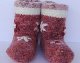 Crochet Booties, Non Skid Slipper Socks, Felt Wool Booties, Pink Booties, Woolen Socks, Girlfriend Gift, Valentine Gift, Women's 5 1/2