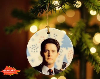 Dale Cooper Ceramic Ornament – Handmade Twin Peaks Holiday Decor – 90s TV Cult Classic Christmas Ornament