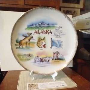 Vintage Alaska Large Souvenir State Plate Decorative Collector Travel Vacation Retro Wall Decor Gift