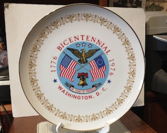 Vintage 1776-1976 Large Bicentennial Commemorative Plate Decorative Collectible Souvenir Retro Wall Decor Gift