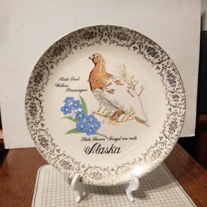 Vintage Alaska Souvenir State Plate Bird Flower Decorative Collector Travel Vacation Retro Wall Decor Gift Collectible