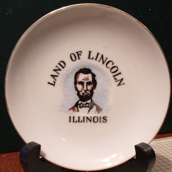 Vintage Land of Lincoln Illinois Souvenir State Plate Saucer Small Abe Lincoln Decorative Collector Collectible Gift Retro Wall Decor