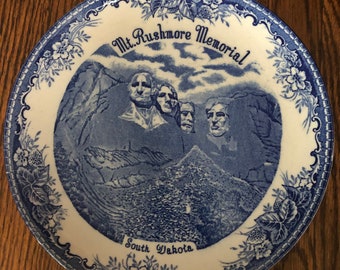 Vintage Mt Rushmore Memorial South Dakota Souvenir Plate Decorative Collector Travel Retro Wall Decor Mount Rushmore Gift