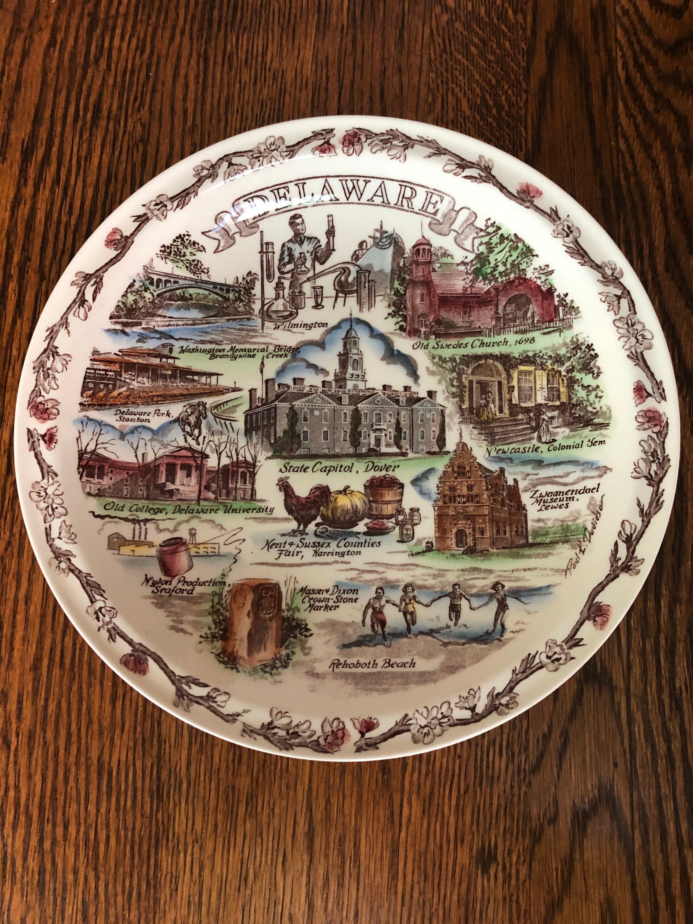 Vintage Delaware Souvenir State Plate Large Delaware Landmarks Etsy