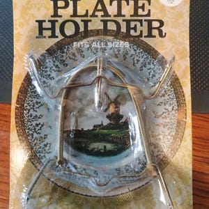 Plate Wall Hangers / Holders - Universal Size - New for Display of Collectible Plates