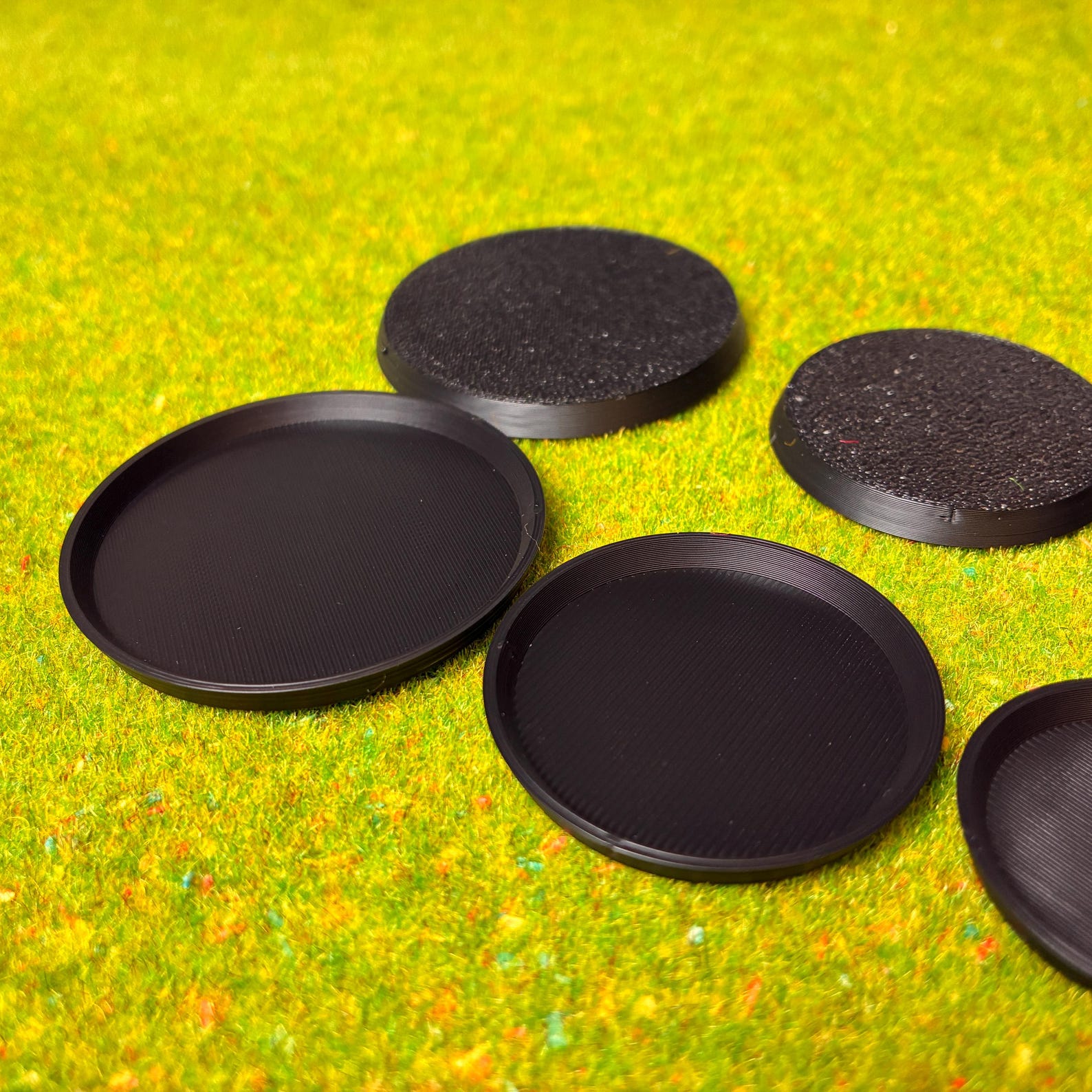 Round Miniature Bases (25–50mm) — photo 6