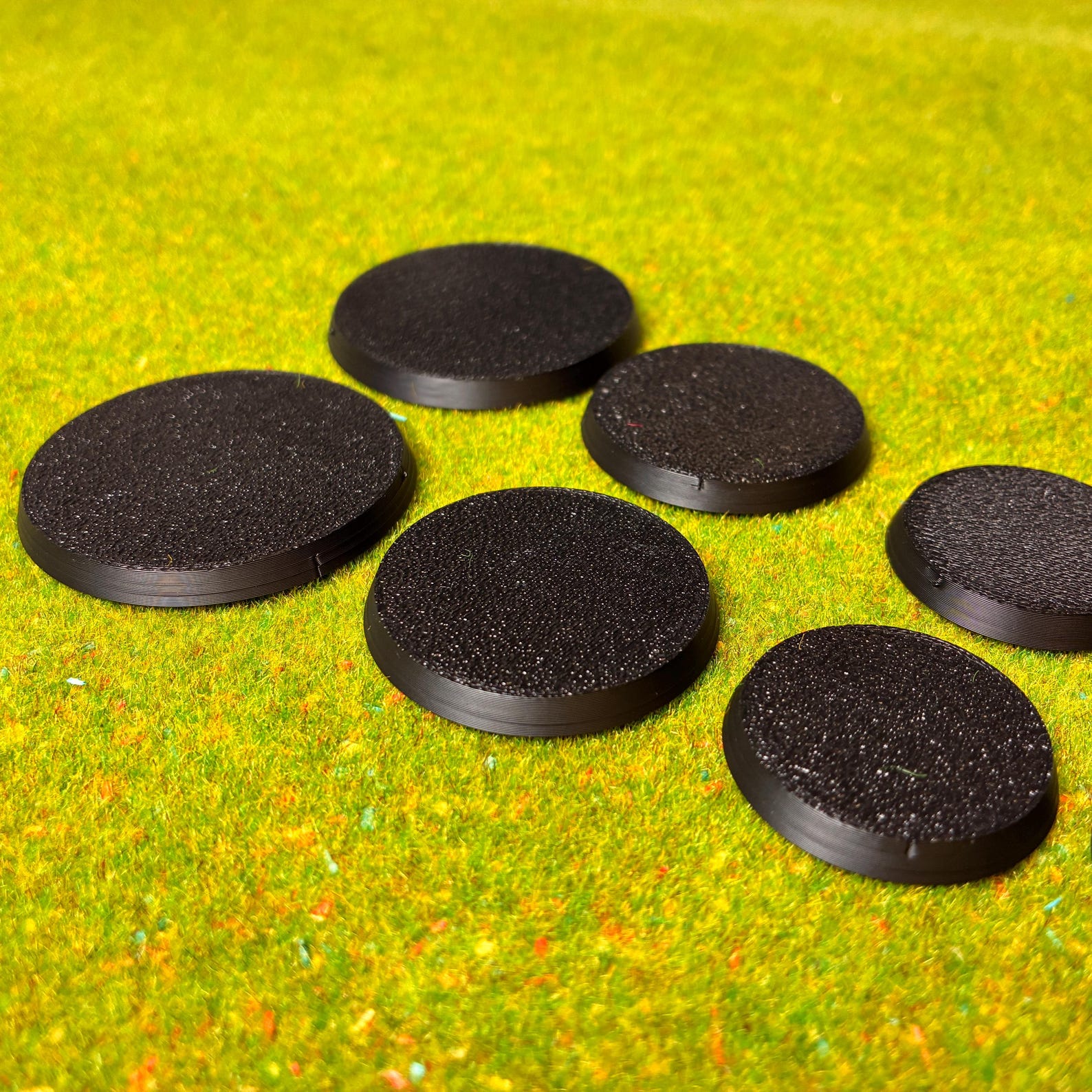 Round Miniature Bases (25–50mm) — photo 4