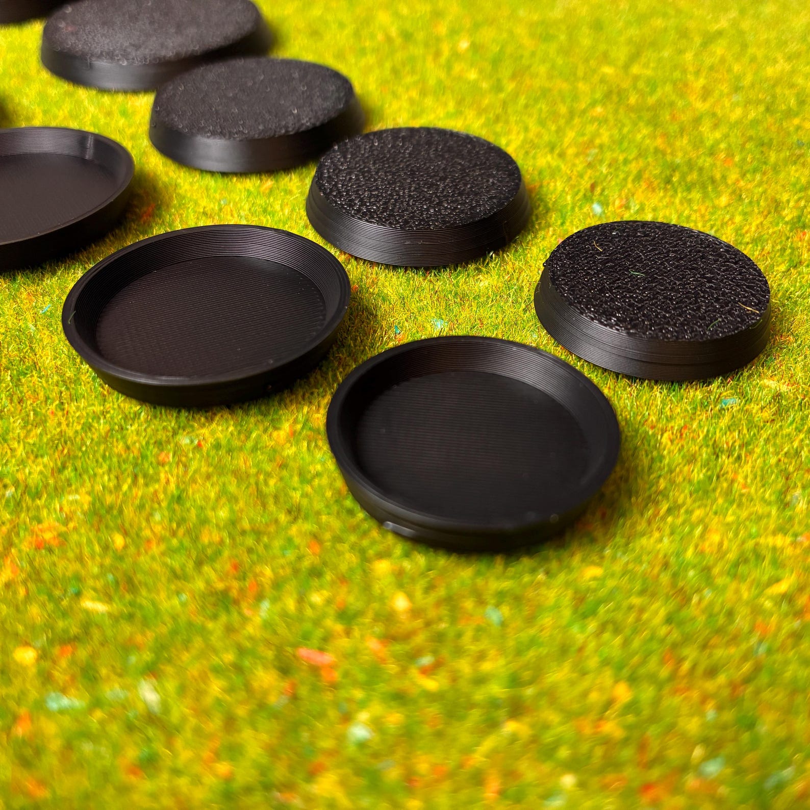Round Miniature Bases (25–50mm) — photo 5