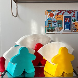 Meeple kaffefilterhållare, present till brädspelskaffeälskare, köksdekor för gamers