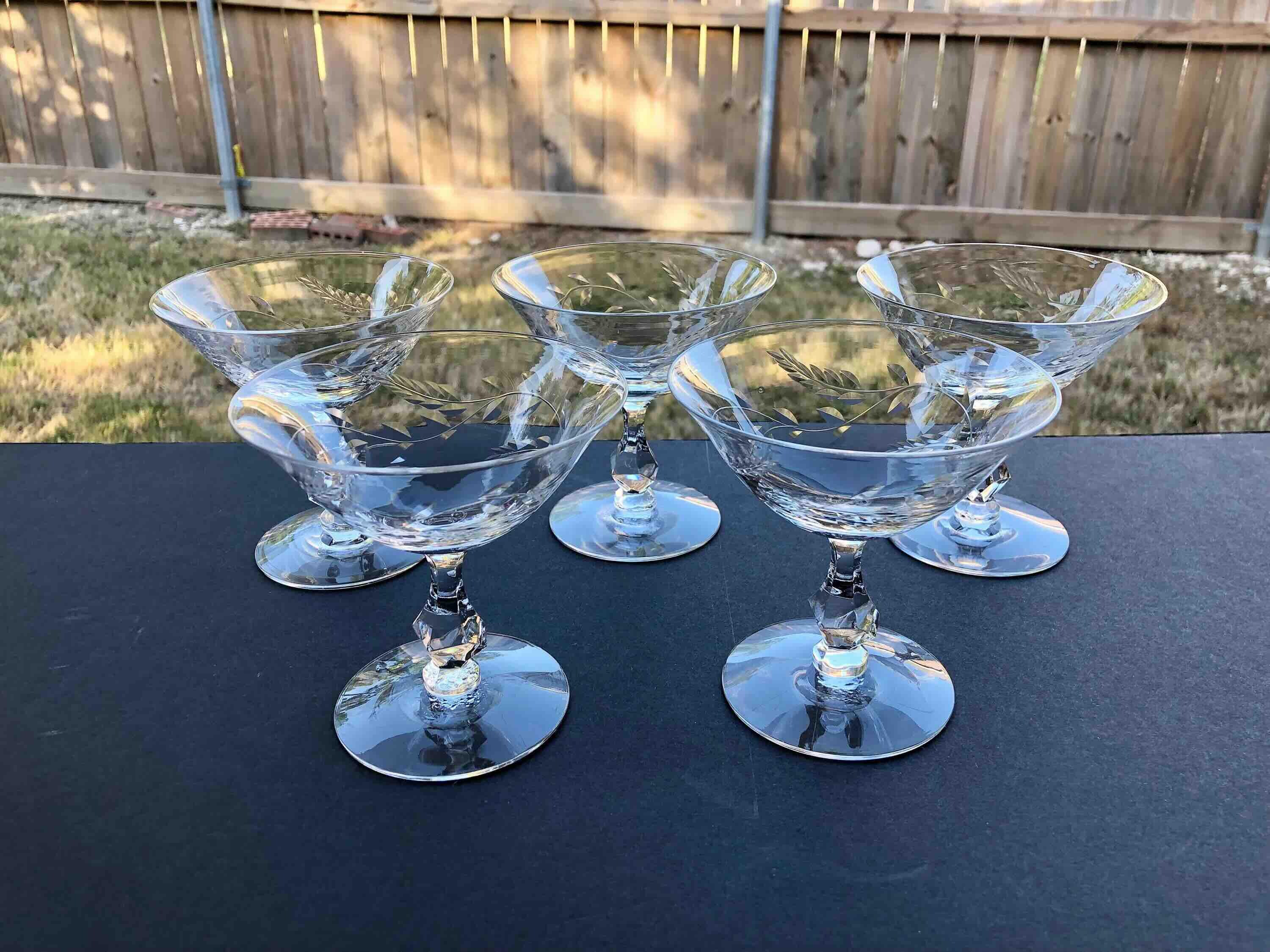 Set of 5 Tiffin Santa Anita Champagne Glasses – Vintage 1950s / 5 Tiffin Santa Anita Champagne Glasses – Mid-Century Stemware