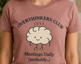 Koszulka Overthinkers Club | Uroczy nadruk z mózgiem, miękka, kremowa koszulka