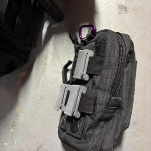 MOLLE Quick Connect Bag Clip System — 3 Heavy-Duty Clips + 1 Secure Locking D-Loop Set