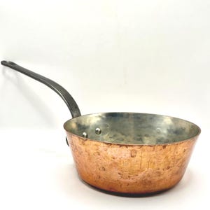 Vintage Copper Windsor Pan by Baumalu 7"- Made in France