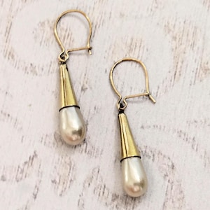 Vintage 9K Pearl Drop Earrings, 9ct Earrings, Gold Earrings, Pearl Earrings, Dangle Pendant Earrings, Wedding Earrings, Bridal Earrings