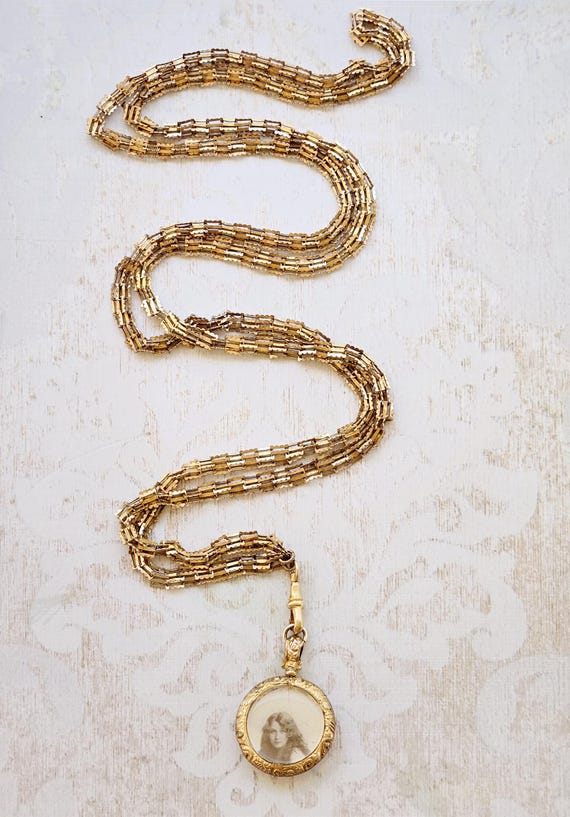 Antique Victorian 9ct Solid Gold Photo Locket wit… - image 5