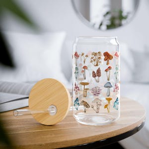 Mushroom Sipper Glass Tumbler with Bamboo Lid, Cottagecore Cup, Goblincore Iced Coffee Glass, Nature Aesthetic Tumbler, Fungi Lover Gift