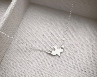 SALE - Sterling Silver Sparrow Necklace - Silver Bird Necklace - Minimalist Jewelry - Dainty little silver bird - Gift - The Lovely Raindrop