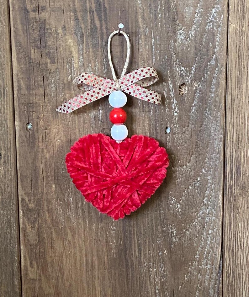 Hanging Yarn Hearts (red and Pink Options) - Etsy