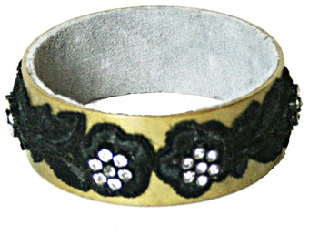 Vintage Black Embroidered Dress Trim Brass Bangle Bracelet assemblage OOAK hand made statement bracelet    B5125