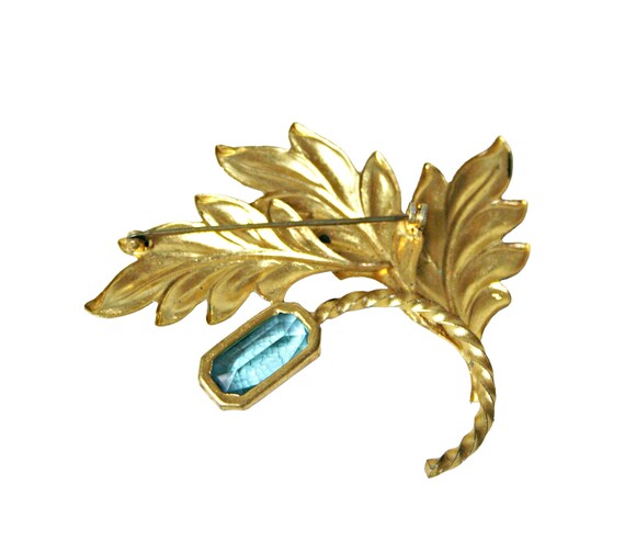 Antique Aquamarine Rhinestone, Gold tone Leafy Fl… - image 2