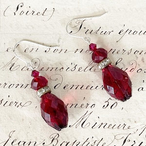 Vintage Victorian Ruby Red Crystal Drop Earrings   E6592