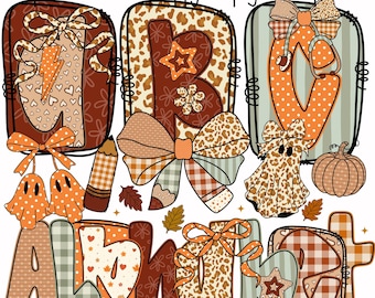 Può includere: Immagine di clipart digitale con la scritta "alphabet autumn preppy az png file clipart". L'immagine include lettere, fiocchi, fantasmi, matite e una zucca nei colori autunnali: arancione, marrone e verde. Le lettere hanno vari motivi.