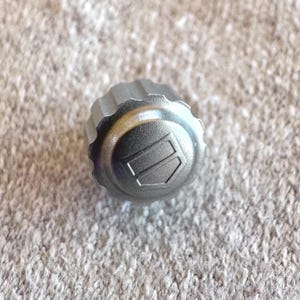 Vintage Heuer Watch Crown Silver 5.2mm - 5.30mm Tap10 (0.9mm Thread) Tube 2.5mm