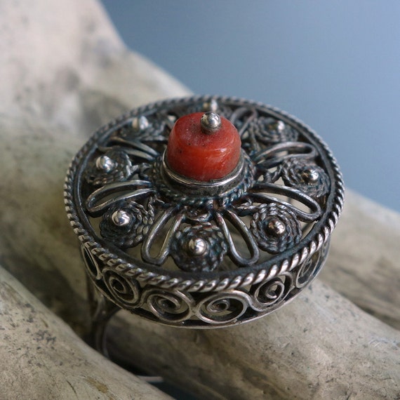 Antique Coral Silver Filigree Ring Hallmarked - image 2