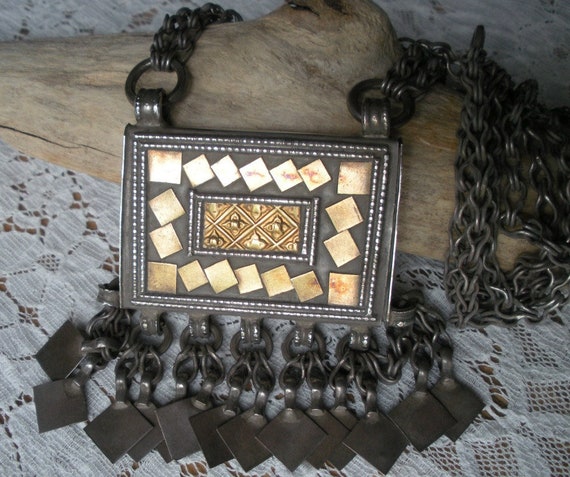 Antique Silver Koran Box Necklace Oman - image 1