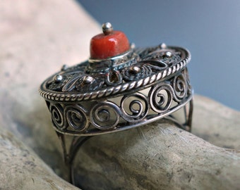 Antique Coral Silver Filigree Ring Hallmarked