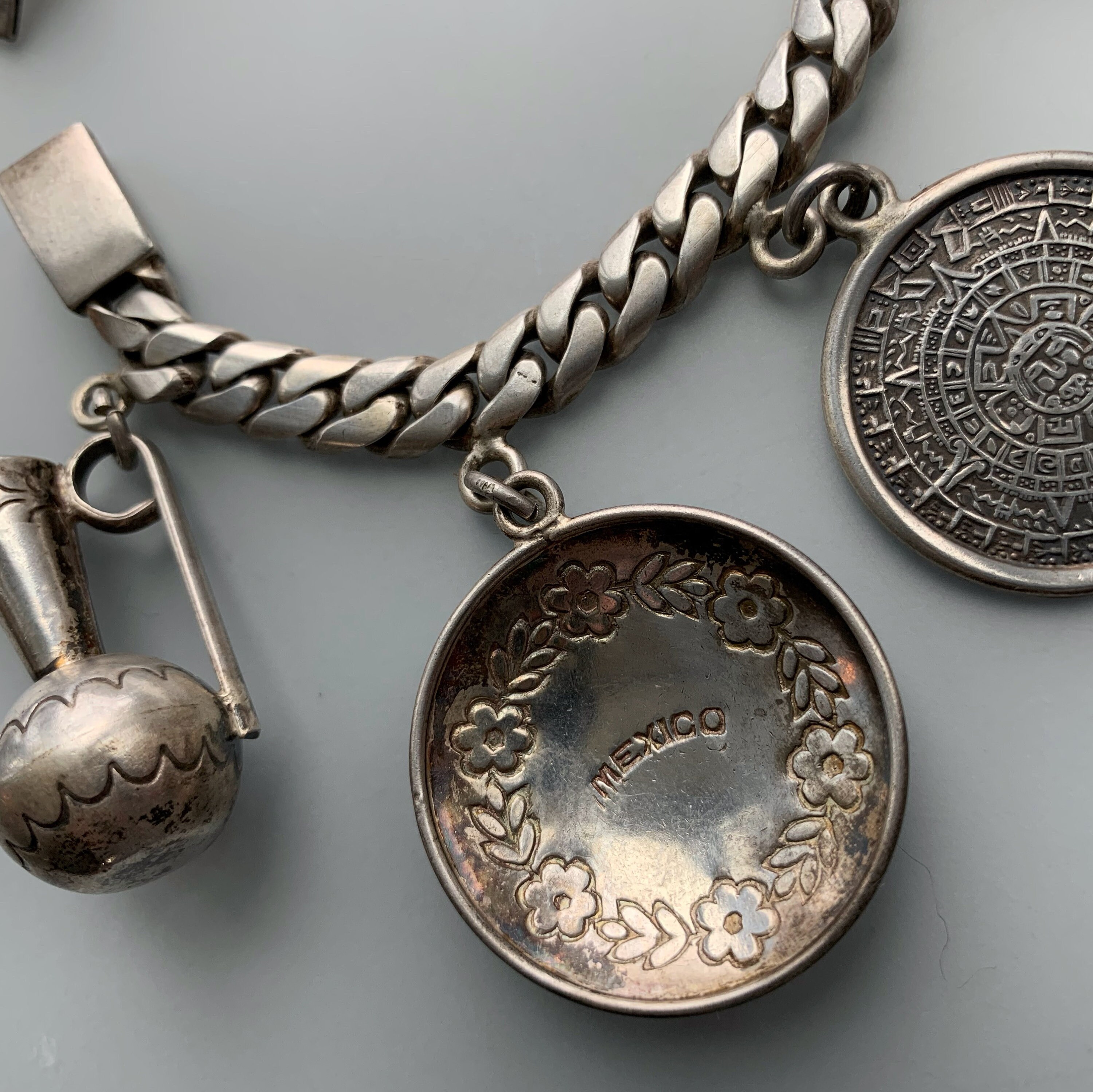 Vintage Sterling Mexico Charm Bracelet Heavy Large Charms Etsy 日本