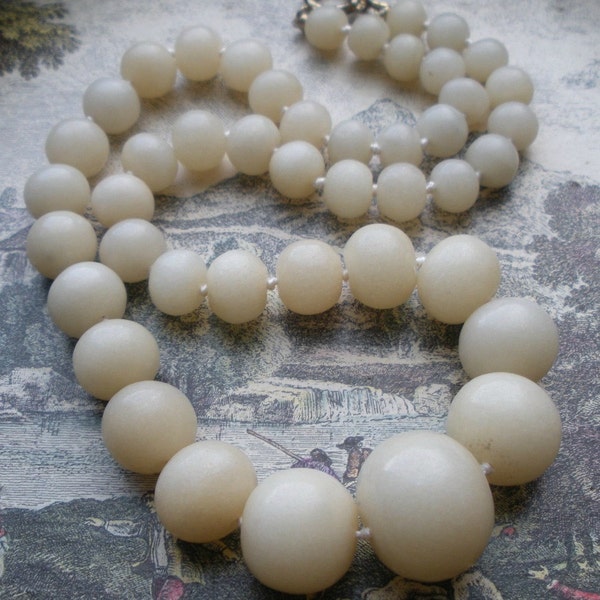 Graduated Cream Stone or Glass Bead Necklace