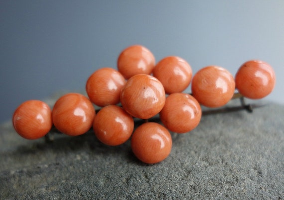 Victorian Italian Salmon  Coral Button Brooch - image 5