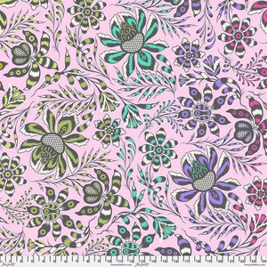 Roar! 108&quot; Sateen Quilt Back Super Wild Vine - Blush | QBTP016.BLUSH  | Priced by the Half Yard