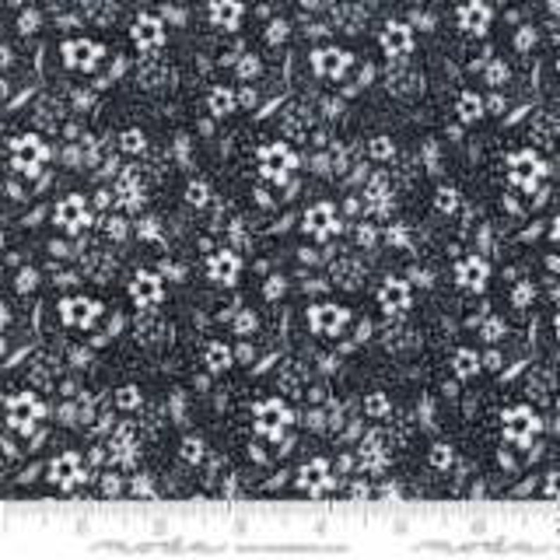 Farm Charm Fat Quarter Bundle 20 pieces by Gingiber
