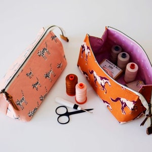 Pop Open Pouch Pattern by Aneela Hoey (Paper Pattern)