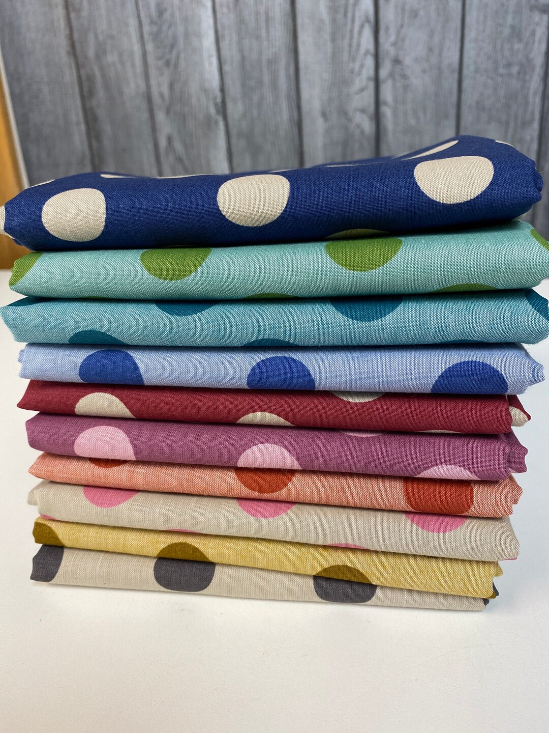 Tilda Chambray Dots Burgundy