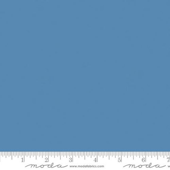 Moda Bella Solid - Dutch Blue 461 Moda Bella Solid - Dutch Blue 461