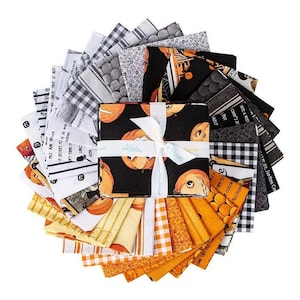 Pumpkin Patch Fat Quarter Bundle by J. Wecker Frisch | 29 Prints