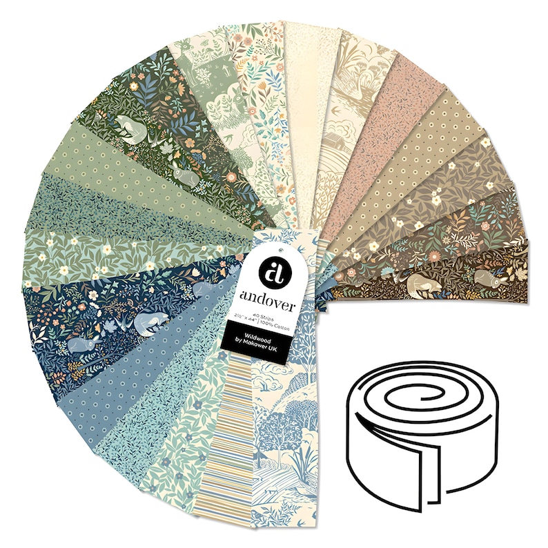 Puede incluir: Abanico de tiras de tela Andover Wildwood en tonos azules, verdes y beige. La tela presenta estampados florales y de animales. La etiqueta dice "Andover" y "Wildwood by Makower UK".
