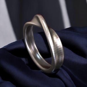 Handmade Sterling Silver Mobius Wedding Band: Infinity Promise Ring