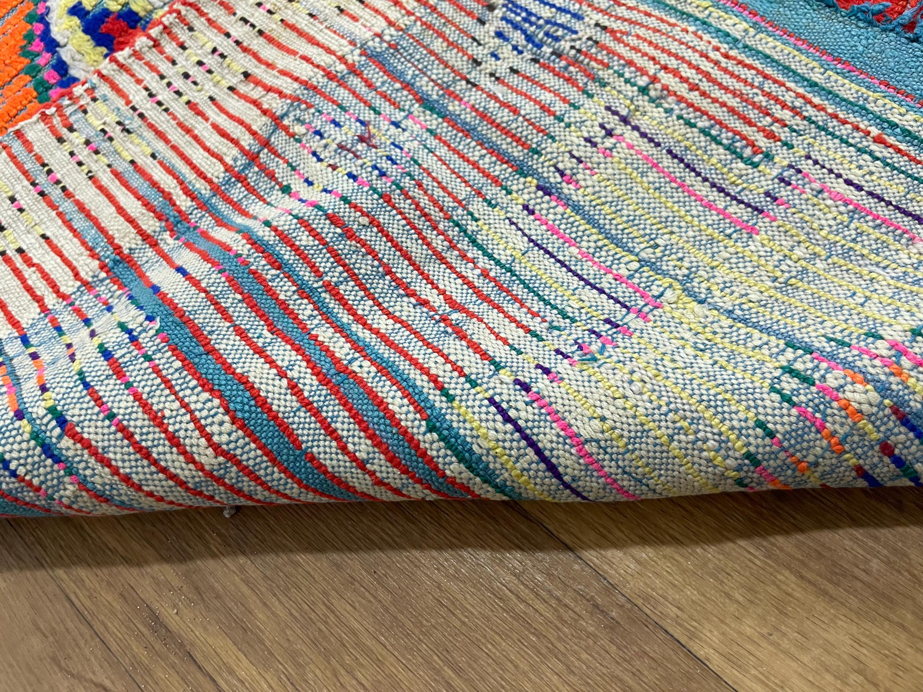 手織りモロッココットンランナーラグ – レッドボヘミアンシック