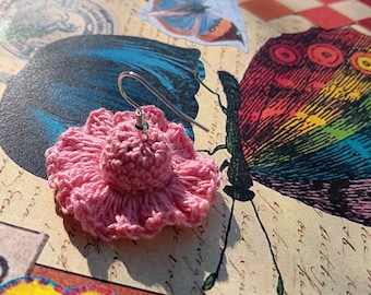 Mini boucles d'oreilles en crochet pour chapeau bob : vidéo DIY sur les bijoux Amigurumi (Modèle PDF