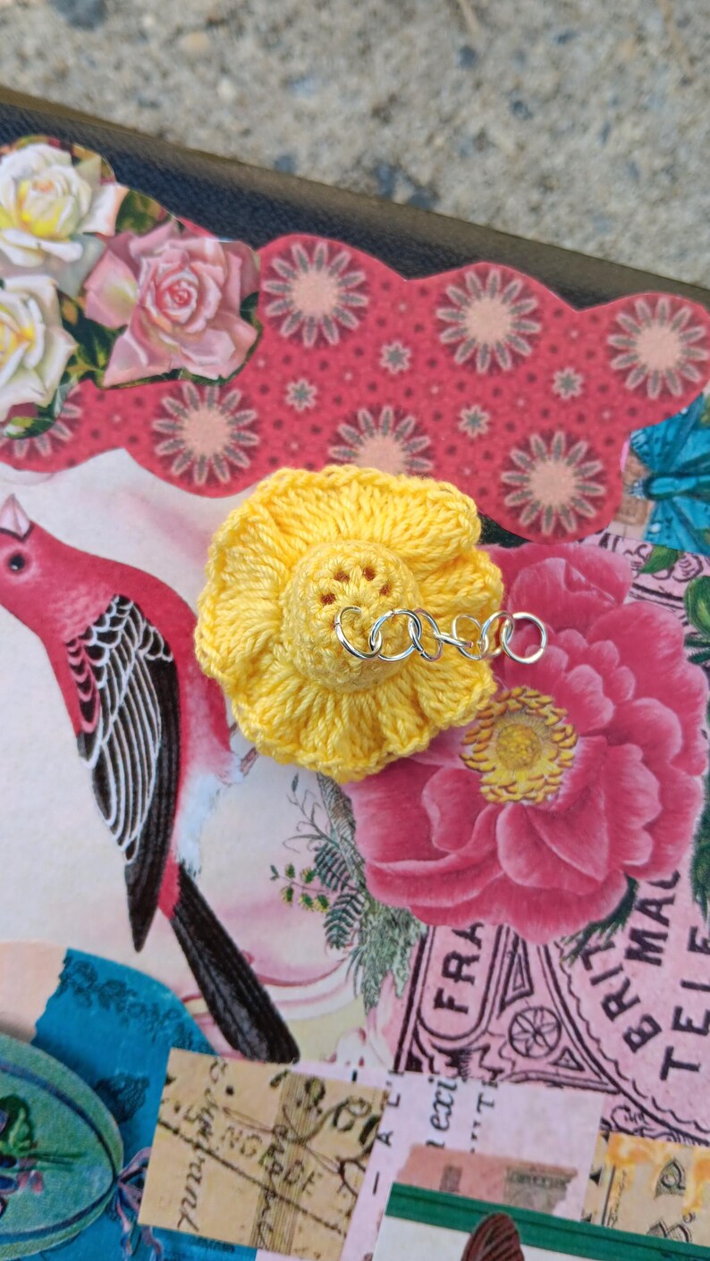 Crochet Mini Bucket Hat Earrings: Amigurumi Jewelry DIY Video (PDF Pattern image 5