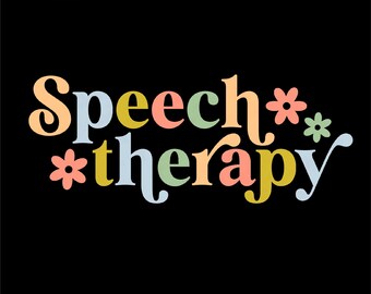 Può includere: Un design grafico colorato con il testo "Speech therapy" in stile retrò con fiori. Il testo è in una varietà di colori, tra cui rosa, blu, giallo e verde. I fiori sono bianchi con centri rosa.