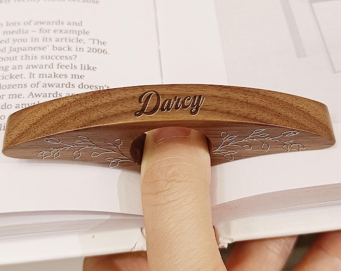 Personalized Wooden Thumb Book Page Holder: Leaves Reading Ring,Book Lover Gift